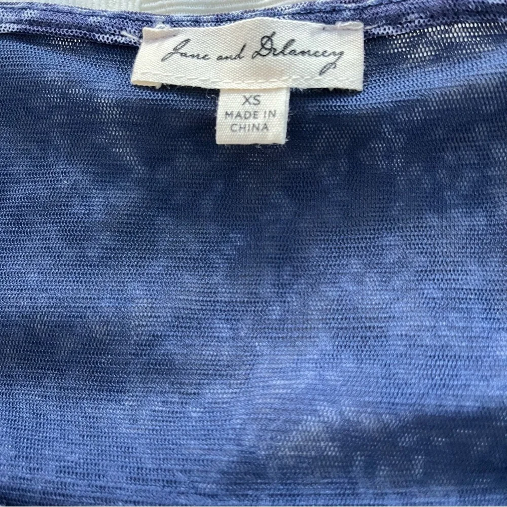 Jane and Delancey blue print sleeveless top size XS
